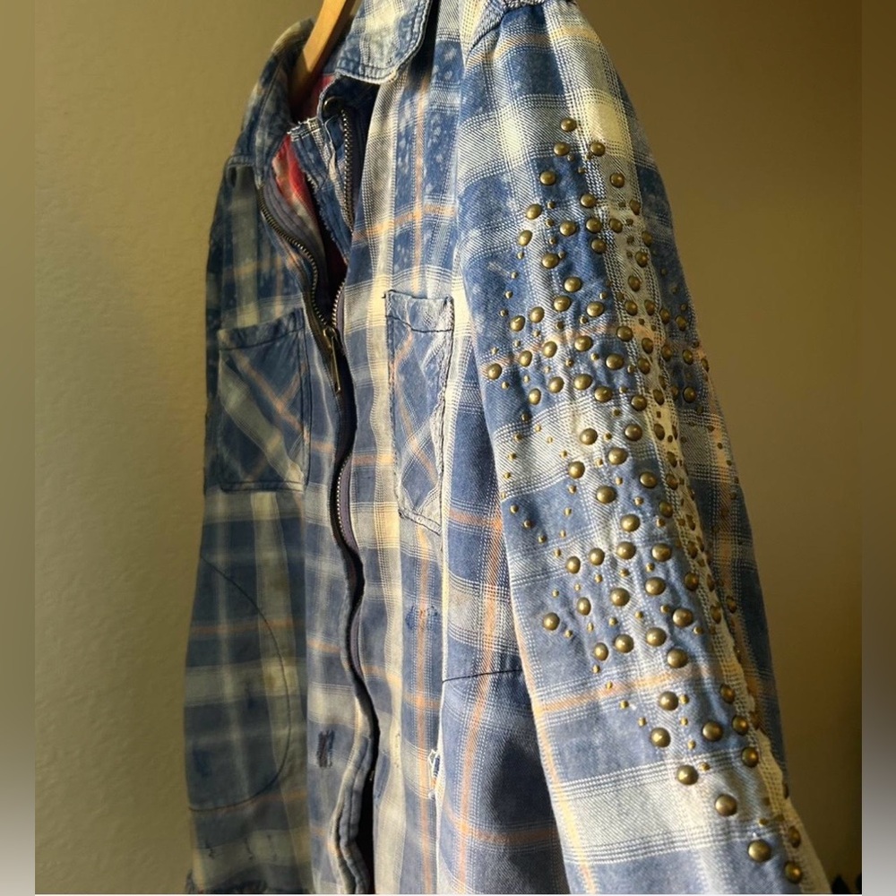 Free People Distressed Studded Oversized Jacket.
Great Condition!
